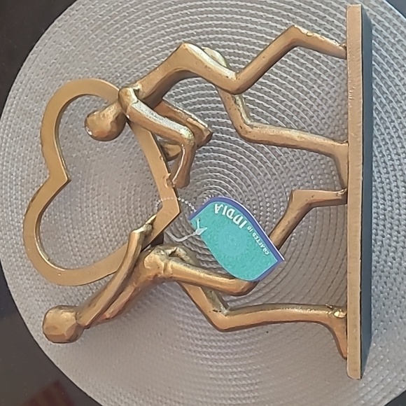 💛Labor of Love Statue - Picture 8 of 9